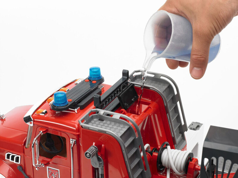 Bruder MACK Granit s požárním žebříkem 1:16